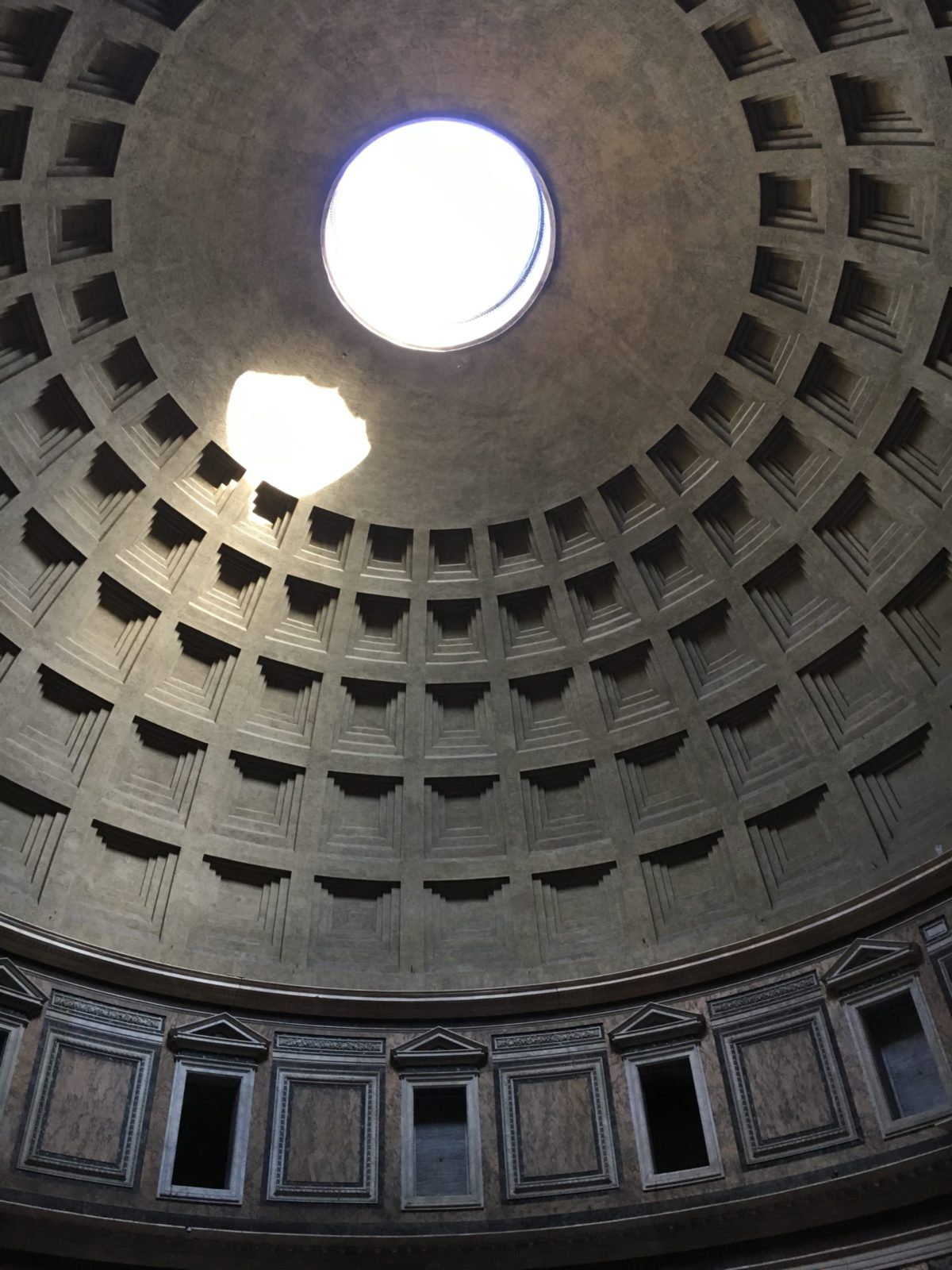 Pantheon Oculus