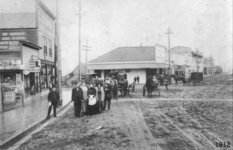 Intersection at 5th and Main Edmonds