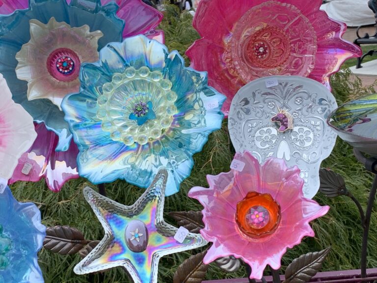 Edmonds Summer Market Glass Art Display